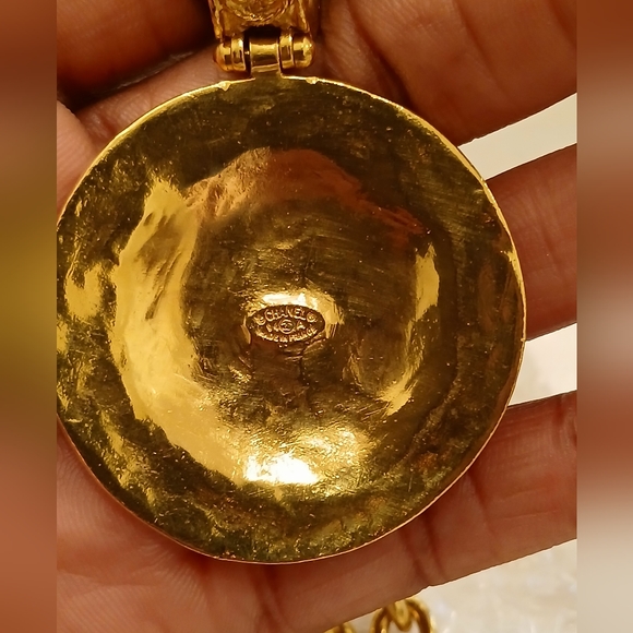 Authentic Chanel Vintage Byzantine CC Pendant Necklace - Picture 6 of 11